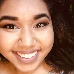 Meet your Posher, Isabel